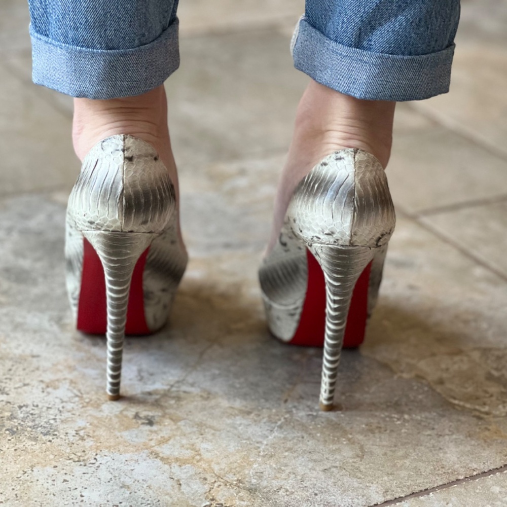 Christian Louboutin  Peep Toe Platform Pump -Grey Snakeskin - Picture 6 of 17